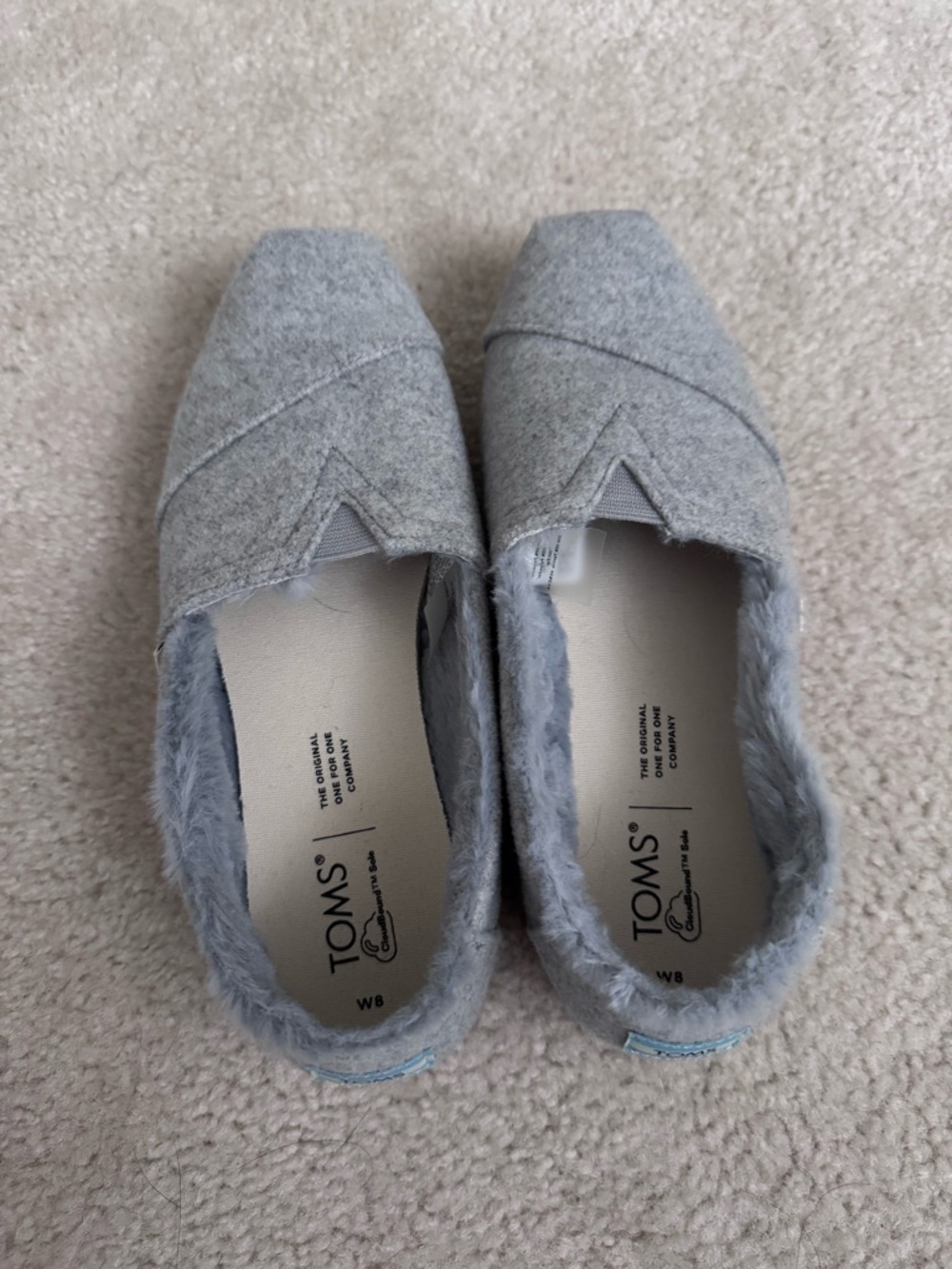 TOMS Women's Light Gray Felt Slip-Ons with Faux Fur Trim
